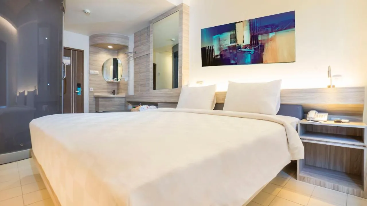 ****  City Of Aventus Hotel - Denpasar Indonesien