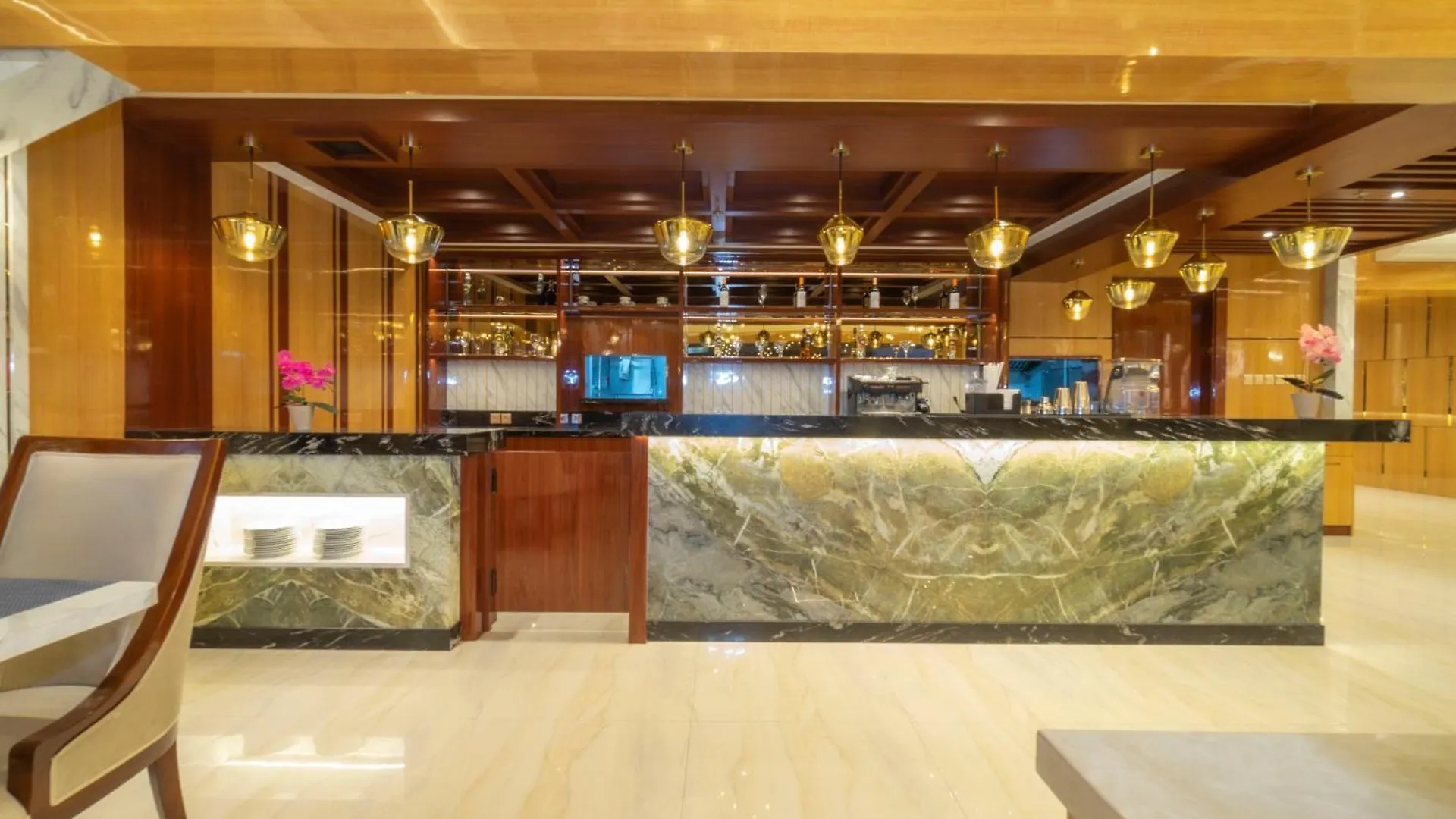 City Of Aventus Hotel - Denpasar