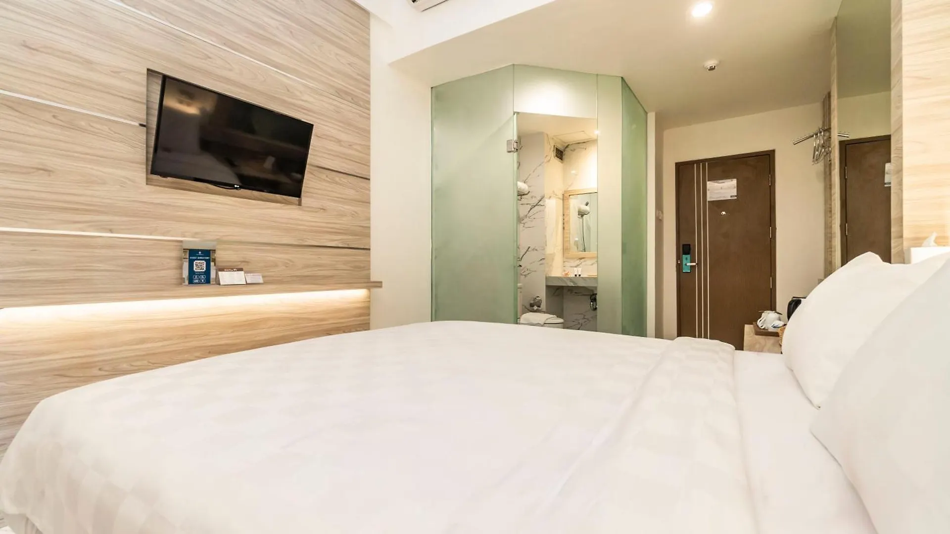 ****  City Of Aventus Hotel - Denpasar Indonesien